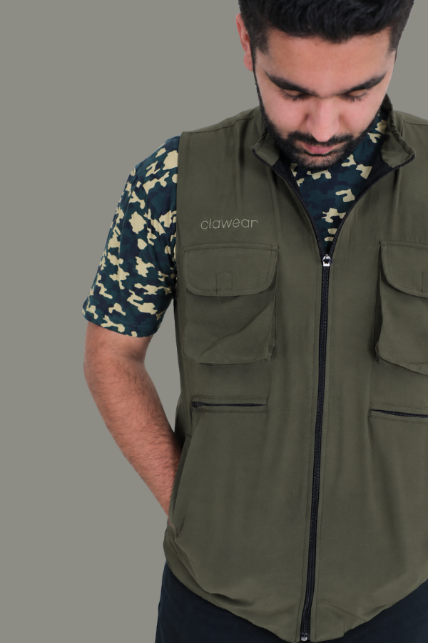 Corbett Men's Utility Vest - Dark Green