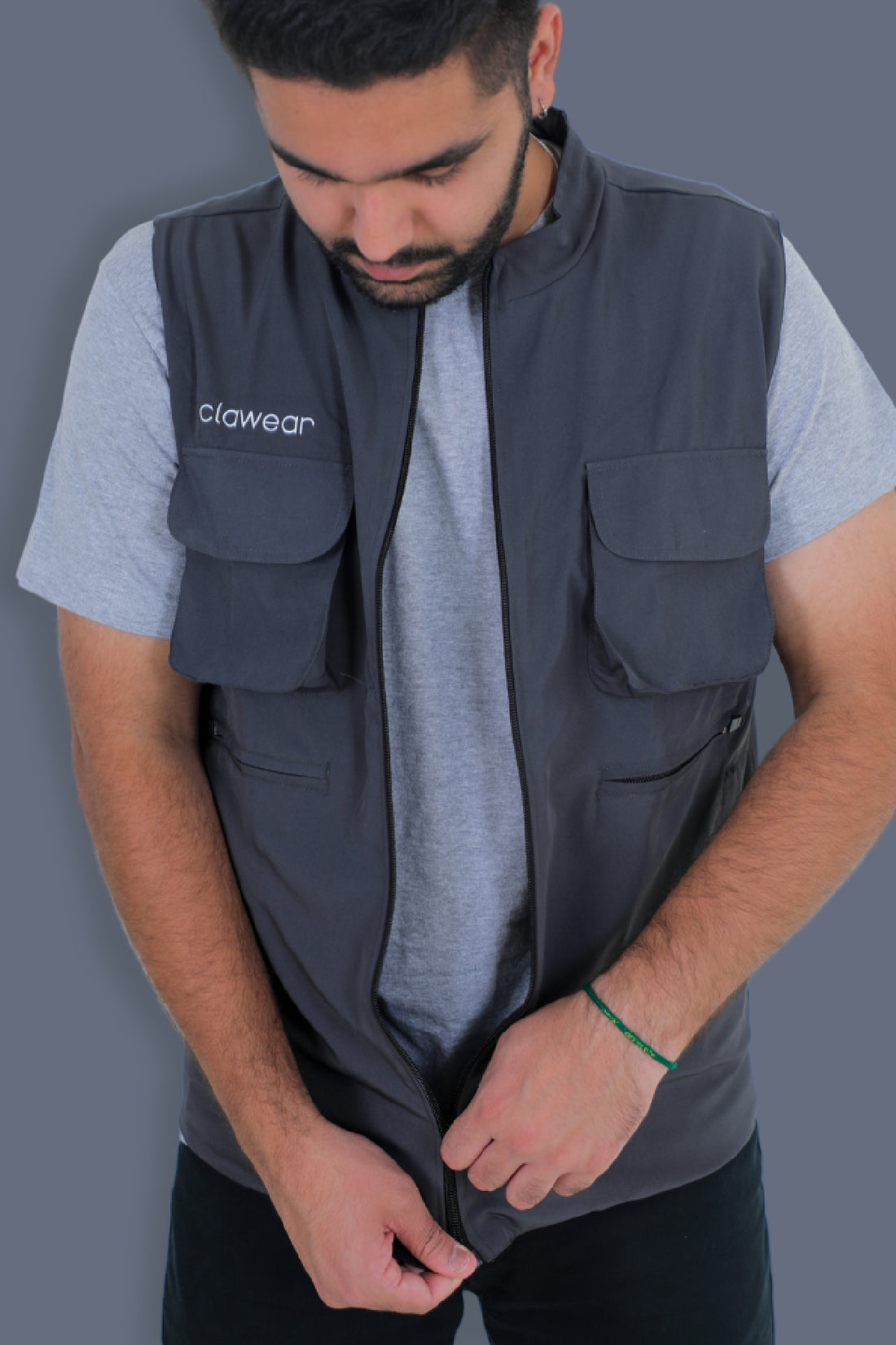 Corbett Men's Utility Vest - Gray